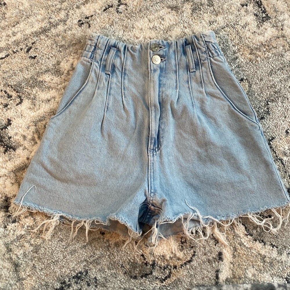 Zara high waisted paper bag jean shorts